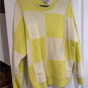 DAVI & DANI Lime and Cream Checkered Sweater